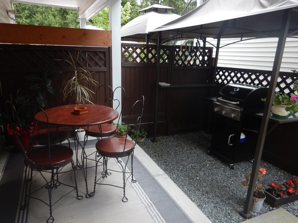 Clean And Quiet 2 Bdr 2 Bthr Private Entrance Entire Guests Suite Near Coquitlam Center Mall And Skytrain Ngoại thất bức ảnh